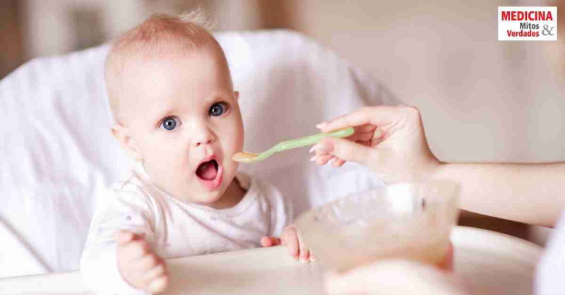 Introdução de alimentos na dieta do bebê: sucos, papas e carnes